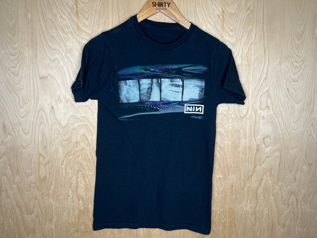 2000’s Nine Inch Nails “Static” - XS