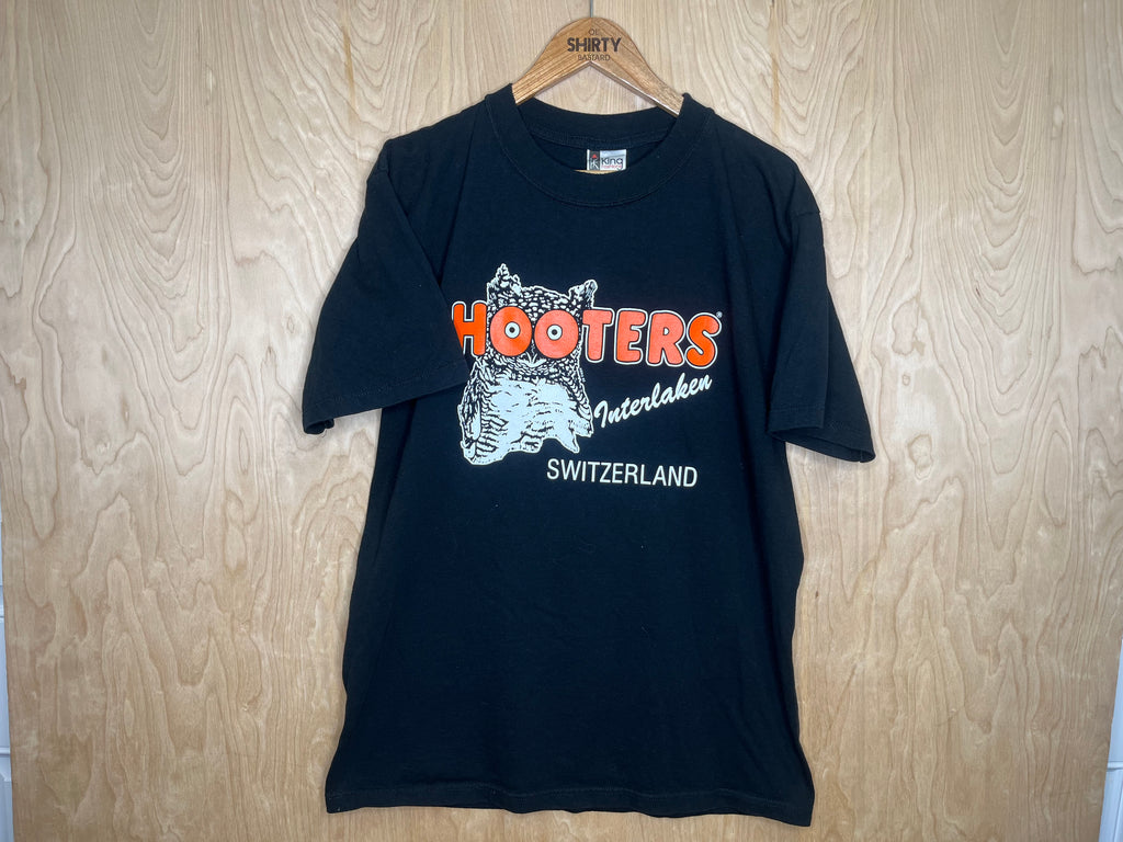 2003 Hooters “Switzerland” - Large