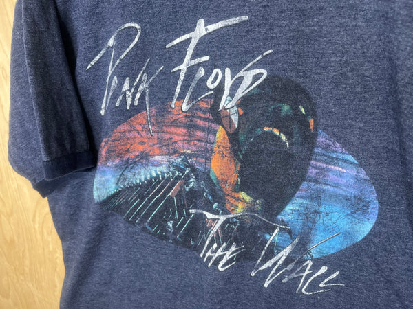 2004 Pink Floyd “The Wall” - Large