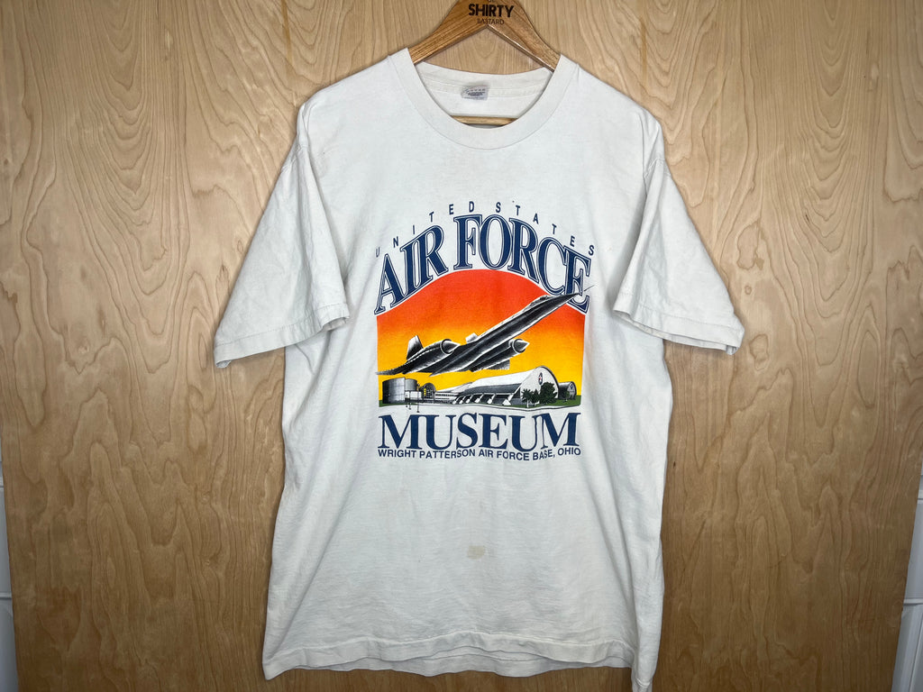 1990’s United States Air Force Museum - XL