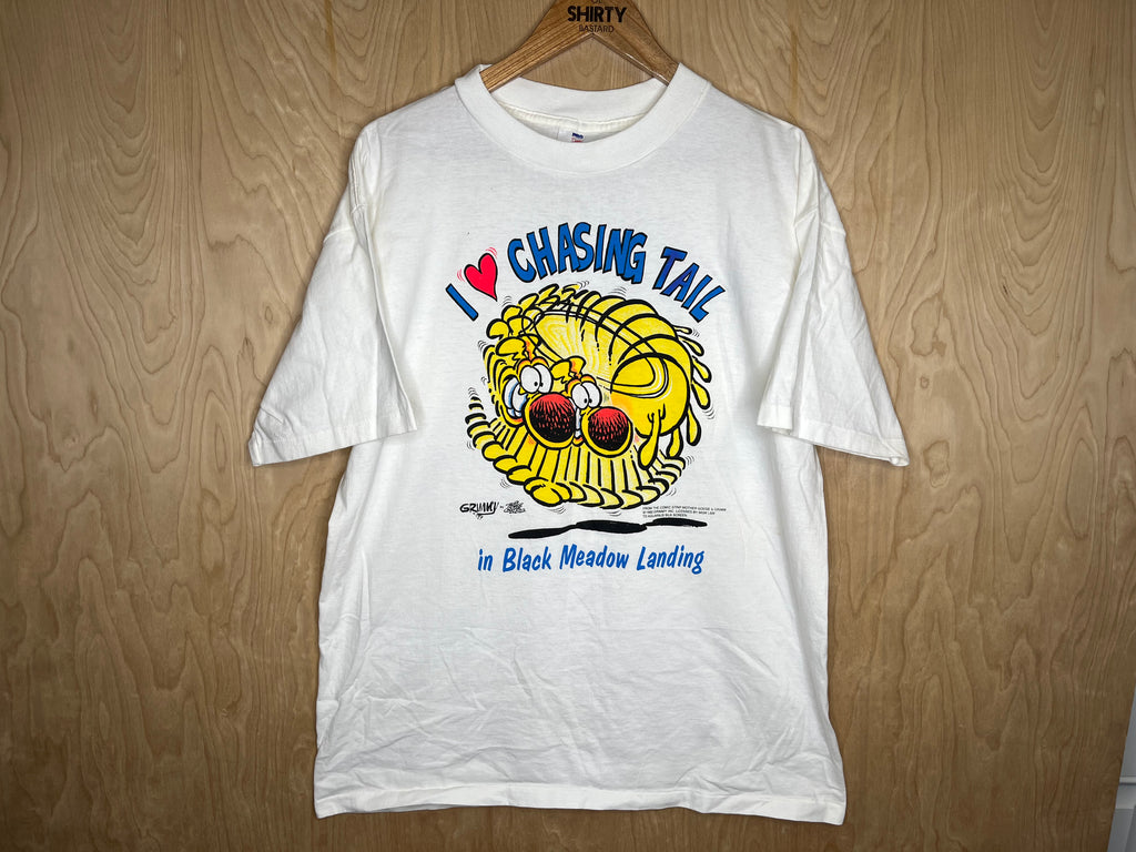 1992 Mother Goose & Grimm “I Love Chasing Tail in Black Meadow Landing” - XL