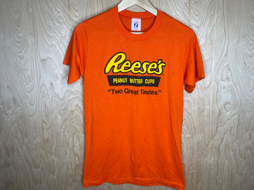 1980’s Reese’s Peanut Butter Cups “Two Great Tastes” - Medium