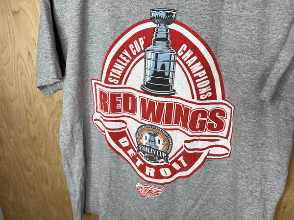 2002 Detroit Red Wings “Stanley Cup Champions” - Large