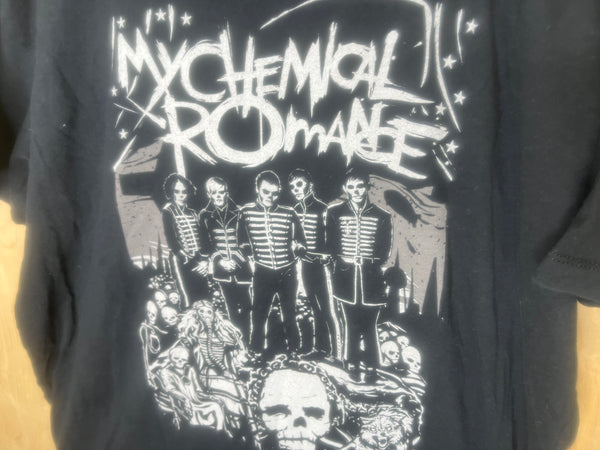 2000’s My Chemical Romance “The Black Parade” - XL