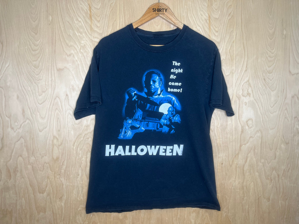 2000’s Halloween “The Night He Came Home” - Medium