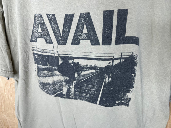 2000’s Avail “Train Tracks” - Large