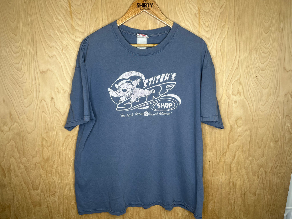 2000’s Disney’s Lilo & Stitch “Stitch’s Surf Shop” - XL