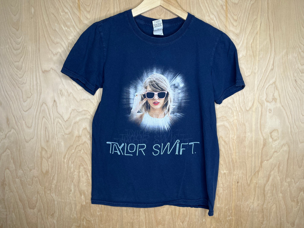 2015 Taylor Swift “1989 World Tour” -Small