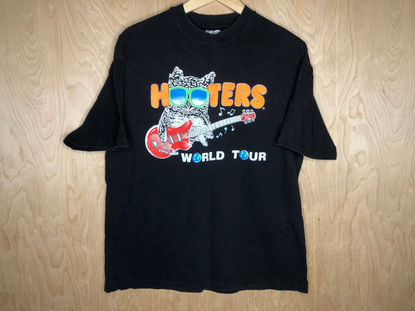 1990’s Hooters “World Tour” - Large