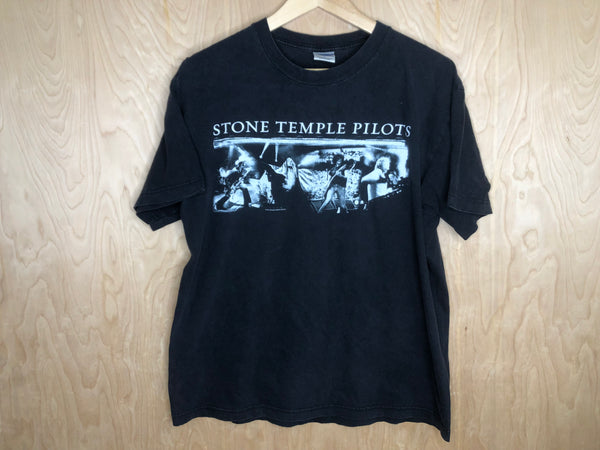 2001 Stone Temple Pilots “American Tour 2001” - Large