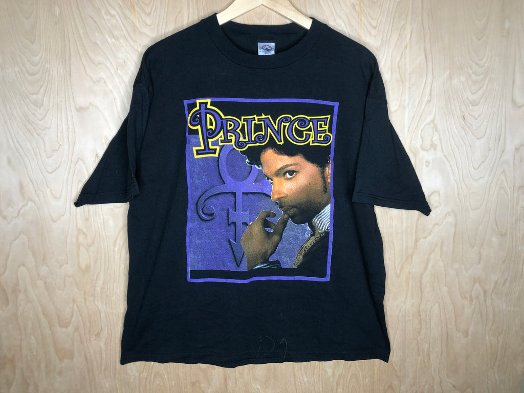 2004 Prince Musicology World Tour Bootleg - XL