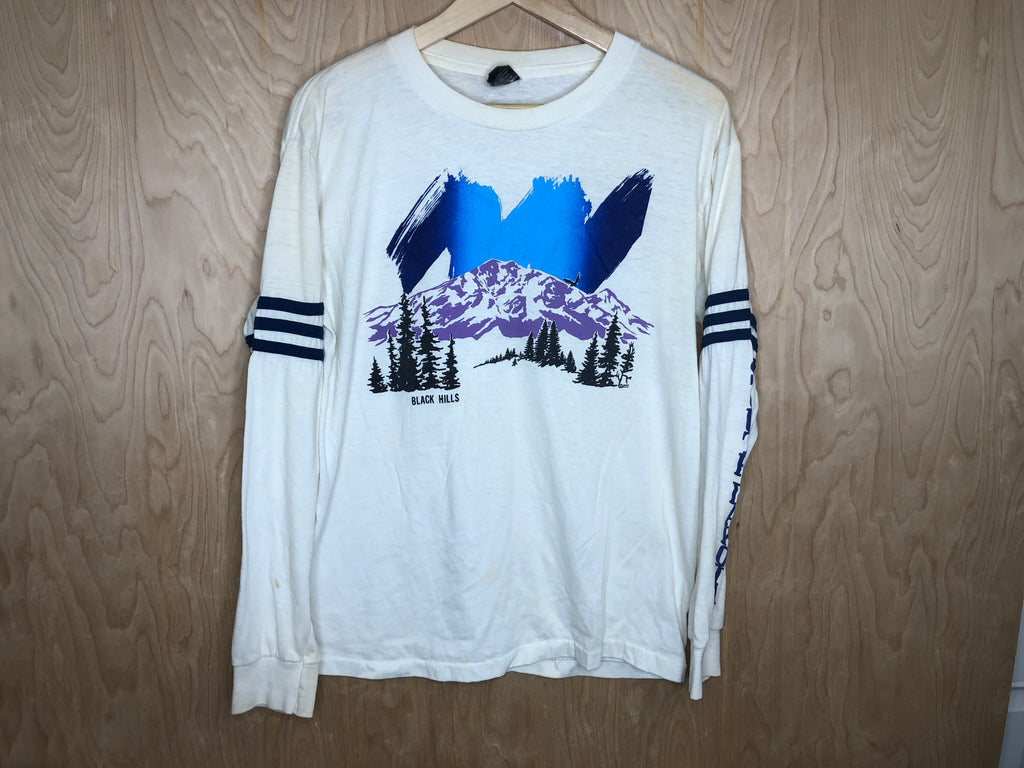 1980’s Black Hills South Dakota “Long Sleeve” - Large