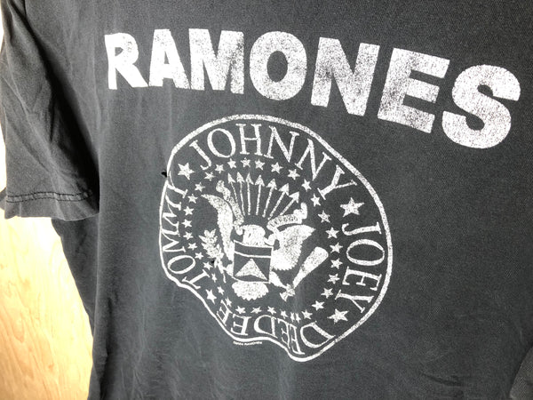 2004 The Ramones “Seal” - Large