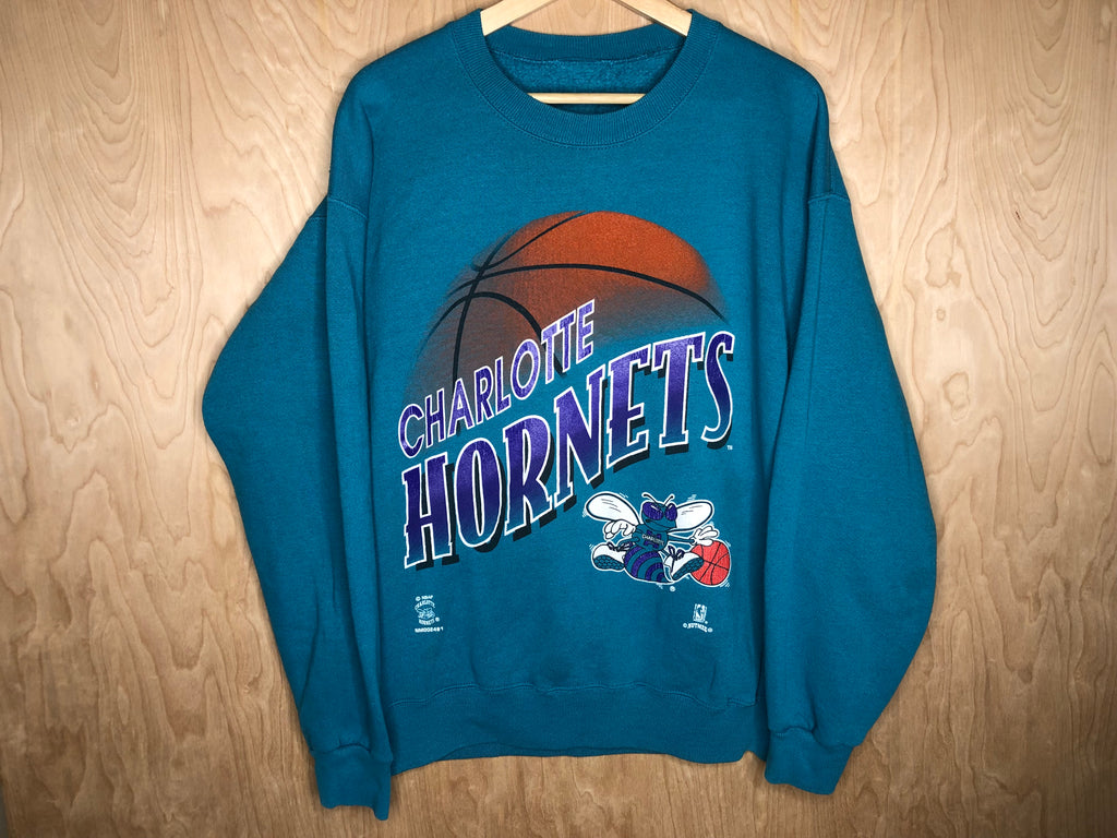 1990’s Charlotte Hornets Crewneck “Wave” - Large
