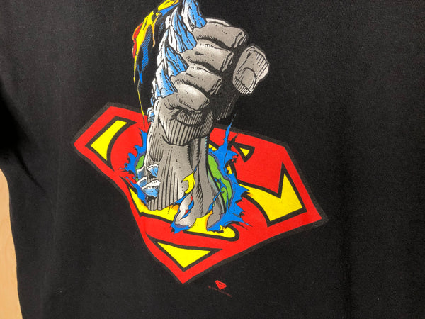 2000’s Superman Doomsday Shirt - Large