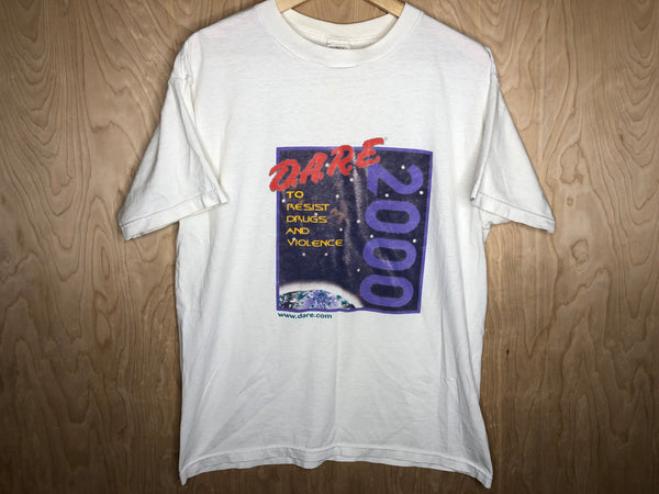 2000 D.A.R.E. To Resist Drugs and Violence - Large