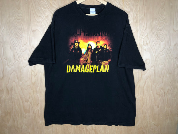 2004 Damageplan “Lineup” - XXL