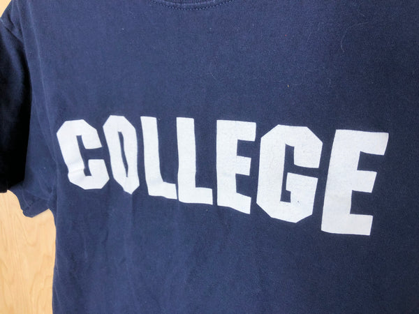 2002 Animal House “College” - Medium