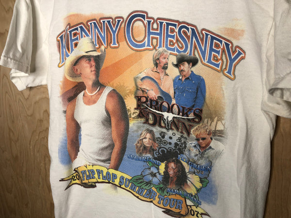 2007 Kenny Chesney “Flip Flop Summer Tour” - Medium