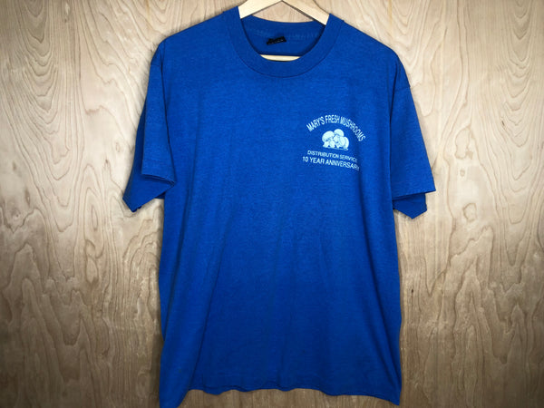 1990’s Mary’s Fresh Mushrooms “10 Years” - XL