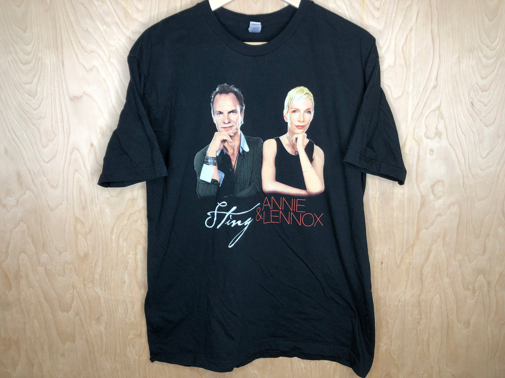 2004 Sting & Annie Lennox “Sacred Love World Tour” - XL