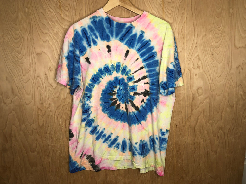 1980’s Tie Dye - Large