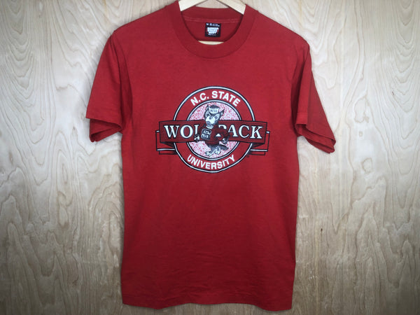 1980’s N.C. State Wolfpack “Logo” - Medium